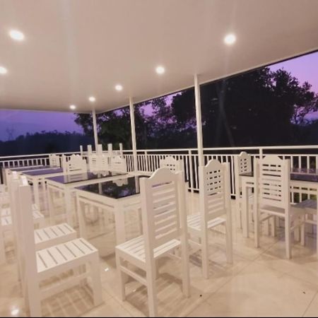 Aura Springs Resort Anachal エクステリア 写真